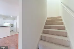 11391 Aristotle Dr, Fairfax, VA 22030 - Photo 25