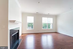 11391 Aristotle Dr, Fairfax, VA 22030 - Photo 19