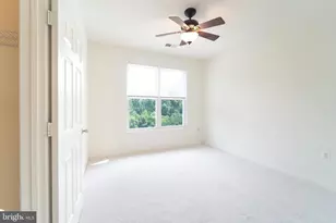 11391 Aristotle Dr, Fairfax, VA 22030 - Photo 31