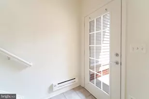 11391 Aristotle Dr, Fairfax, VA 22030 - Photo 3