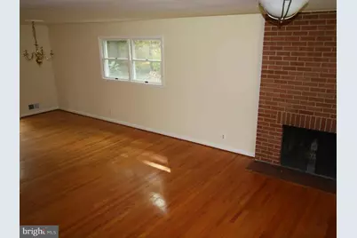 1103 Roberta Court, McLean, VA 22101 - Photo 7