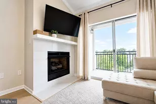 12901 Centre Park Cir, Herndon, VA 20171 - Photo 7
