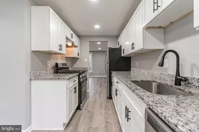 14365 Watery Mountain Court, Centreville, VA 20120 - Photo 11