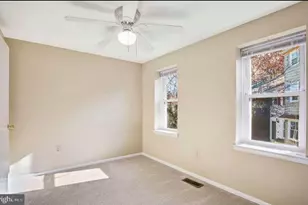 13817 Cabernet Ct, Chantilly, VA 20151 - Photo 11