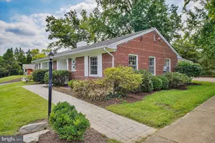 6433 Vale St, Alexandria, VA 22312 - Photo 9