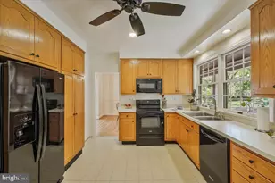 6433 Vale St, Alexandria, VA 22312 - Photo 23