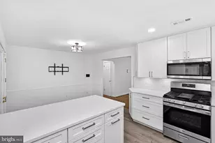 7408 Masonville Dr, Annandale, VA 22003 - Photo 13