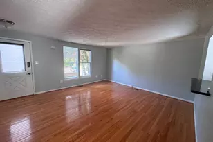1727 Sundance Dr, Reston, VA 20194 - Photo 3
