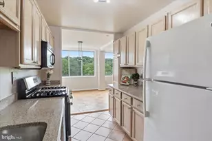 6641 Wakefield Dr, Alexandria, VA 22307 - Photo 17