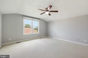 9534 Lagersfield Cir, Vienna, VA 22181 - Photo 29