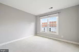 9534 Lagersfield Cir, Vienna, VA 22181 - Photo 25