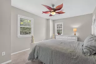 10309 Hunt Country Ln, Vienna, VA 22182 - Photo 15