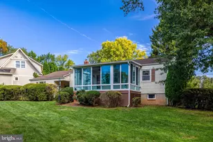 310 Arcadian Cir SW, Vienna, VA 22180 - Photo 39