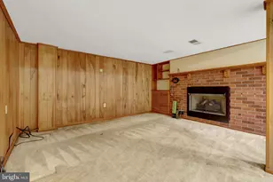 310 Arcadian Cir SW, Vienna, VA 22180 - Photo 27