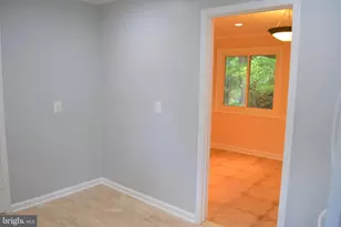 3809 Whispering Ln, Falls Church, VA 22041 - Photo 3
