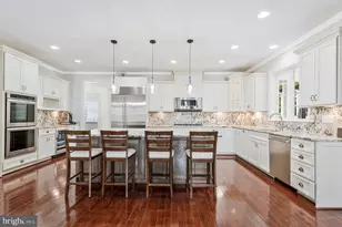 1302 Scotts Run Rd, McLean, VA 22102 - Photo 21