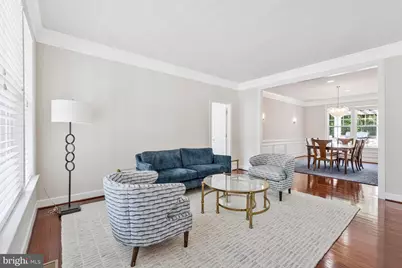 1302 Scotts Run Road, McLean, VA 22102 - Photo 15