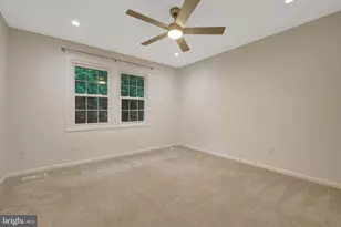 10910 Wilder Point Ln, Reston, VA 20191 - Photo 31