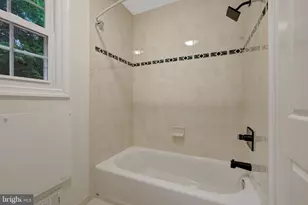 10910 Wilder Point Ln, Reston, VA 20191 - Photo 33