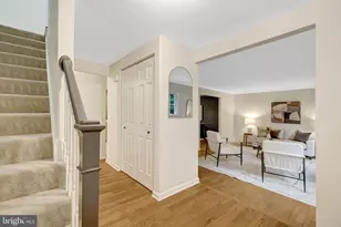 10910 Wilder Point Ln, Reston, VA 20191 - Photo 3