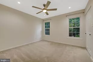10910 Wilder Point Ln, Reston, VA 20191 - Photo 35