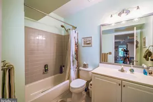 1115 Amanda Dr, Great Falls, VA 22066 - Photo 49