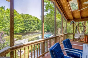 1115 Amanda Dr, Great Falls, VA 22066 - Photo 57