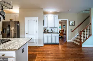 1115 Amanda Dr, Great Falls, VA 22066 - Photo 59