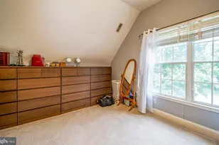 1115 Amanda Dr, Great Falls, VA 22066 - Photo 33