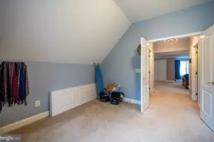 1115 Amanda Dr, Great Falls, VA 22066 - Photo 31
