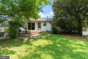 13705 Smallwood Ct, Chantilly, VA 20151 - Photo 31