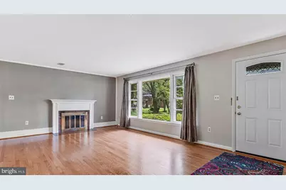 11720 Briggs Court, Fairfax, VA 22030 - Photo 5