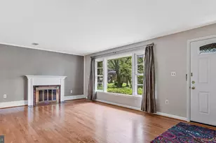 11720 Briggs Ct, Fairfax, VA 22030 - Photo 5