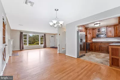 11720 Briggs Court, Fairfax, VA 22030 - Photo 9