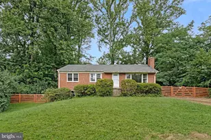 11720 Briggs Ct, Fairfax, VA 22030 - Photo 1
