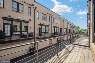 1876 Easterly Rd, Reston, VA 20190 - Photo 39