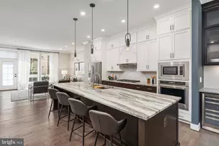 1876 Easterly Rd, Reston, VA 20190 - Photo 5