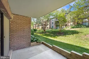 9730 Kingsbridge Dr, Fairfax, VA 22031 - Photo 19