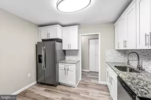 9730 Kingsbridge Dr, Fairfax, VA 22031 - Photo 17