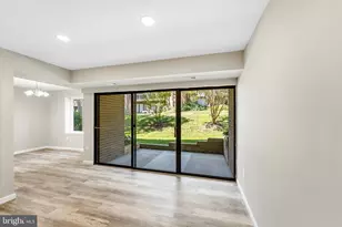 9730 Kingsbridge Dr, Fairfax, VA 22031 - Photo 11