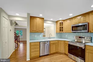 2920 Montauk Ct, Falls Church, VA 22042 - Photo 11