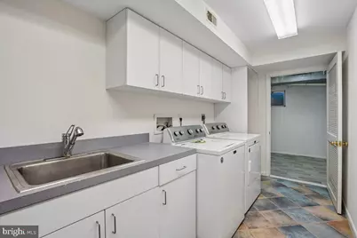 911 Rail Court, McLean, VA 22102 - Photo 57