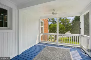 911 Rail Ct, McLean, VA 22102 - Photo 25