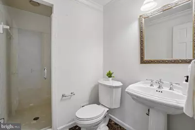 911 Rail Court, McLean, VA 22102 - Photo 33