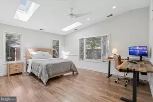 12410 Castner Ct, Fairfax, VA 22030 - Photo 11