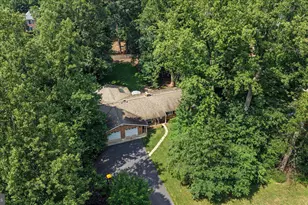 12410 Castner Ct, Fairfax, VA 22030 - Photo 35