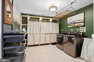12410 Castner Ct, Fairfax, VA 22030 - Photo 25