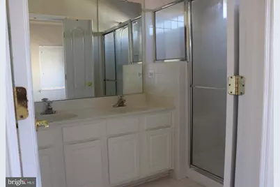 12031 Overbridge Lane, Fairfax, VA 22030 - Photo 11