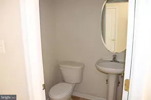 12031 Overbridge Ln, Fairfax, VA 22030 - Photo 13