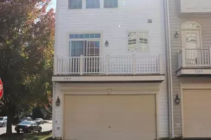 12031 Overbridge Ln, Fairfax, VA 22030 - Photo 3